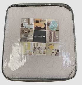 Madison Park 675716771980 Gray Quebec Quilted 3-pc. Bedspread Set Size King