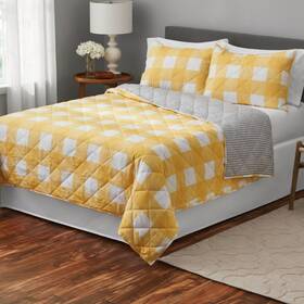 Mainstay 028332741255 Mainstays Check Yellow Gingham Polyester Quilt Full/queen Adult Reversible