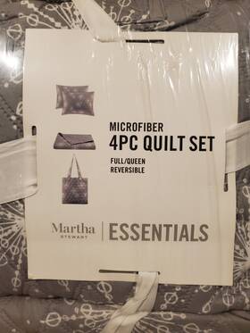 100154292fq Martha Stewart Grey White Snowflake Holiday Quilt Bag Sets Full/queen 4-pc