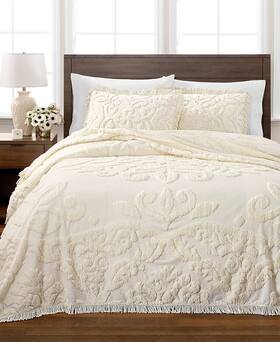 Martha Stewart 732994459440 Chenille Medallion Twin Bedspread Ivory Fringed Floor Length New