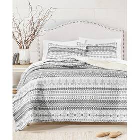 Martha Stewart 766390477791 Fair Isle Quilted Reversible Flannel Quilt - Twin Size