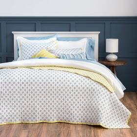 Martha Stewart 887719120386 Naomi Yellow King Quilt Set 3 Piece Cotton Bedspread