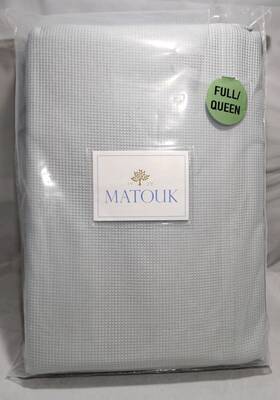Matouk 196390005791 Giorgio Full / Queen Coverlet Pool Color