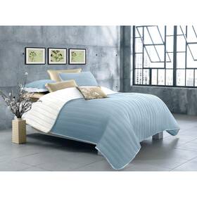 Modern Suites 060971373800 3 Piece Reversible Ultra Soft Coverlet Set In Ice Blue/white Queen