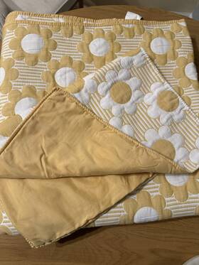 9865313 Mytex Llc Yellow White Floral Quilt 86x86 Cotton Polyester All Seasons Bedroom