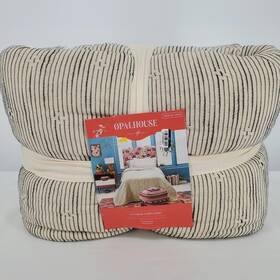 Opalhouse 490601540850 Textured Stripe Quilt Hand Quilted Cotton Cream Black Twin Xl