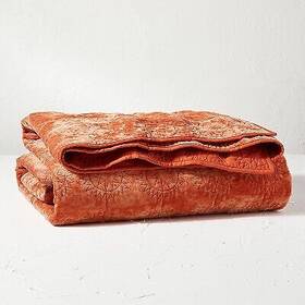 85235946 Opalhouse Designed With Jungalow Full/queen Sun Stitched Vintage Velvet Quilt Coral -
