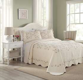 Peking Handicraft Inc 445047519581 Modern Heirloom Collection Felisa Cotton Filled Bedspread King 120 By 118-inch