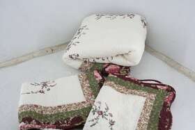 A367c09rdnds Peking Handicraft Inc. Modern Heirloom Brooke 3 Piece Vintage Quilt Set Full Queen Red