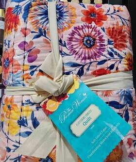 104w Pioneer Woman 041808018552 The Fluttering Fancies Quilt Soft Velvet Size King X 94l New