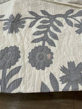 1246652 Pottery Barn Lilo Cotton Handcrafted Quilt King Chambray Imperfect