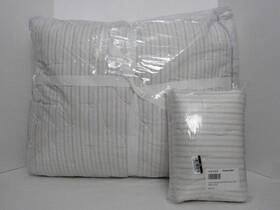 1610962 Pottery Barn Carter Striped Quilt King/cal King White With Flax Stripes New