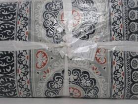 1651356 Pottery Barn Pia Medallion Quilt King/calking Blue Color Nwt