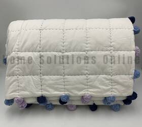 2228551 Pottery Barn Teen Pom Grid Stitch Quilt White Cool Blue Full Queen #z1115