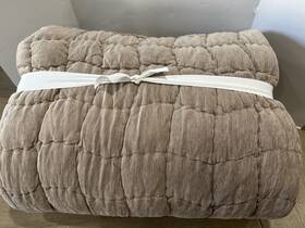 3841650 Pottery Barn Cozy Cloud Cotton Chenille Handcrafted Quilt King Cal Pale Lilac