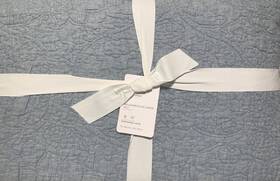 5497864 Pottery Barn Belgian Linen Floral Stitch Full/queen Quilt Chambray Blue Nwt