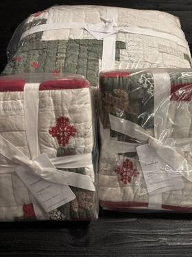 5705092 Pottery Barn 3 Pcs Arden Christmas Tree Handcrafted F/q Quilt And 2 Standard Shams
