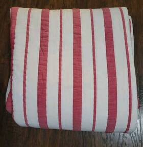 6396173 Pottery Barn Kids Red Yarn-dyed Cotton Striped Handcrafted Quilt F/q Christmas