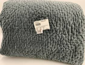 6433223 Pottery Barn Cross Stitch Reversible Velvet Quilt Steel Blue King / Cal #a9a