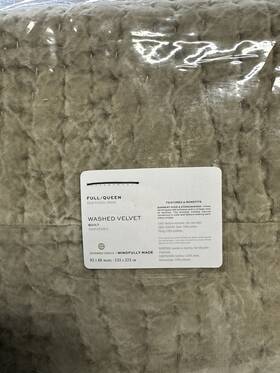 6932312 Pottery Barn Washed Velvet Quilt King Cal Loden