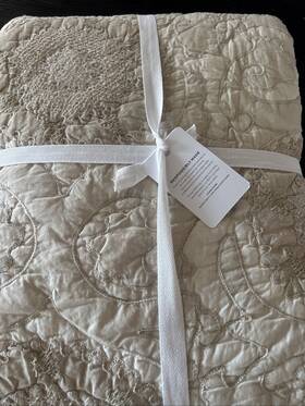 8099287 Pottery Barn Alanya Suzani Embroidered Floral Quilt Full/queen Natural New
