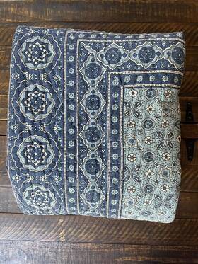 9318356 Pottery Barn Auden Pick-stitch Handcrafted Reversible Quilt- King Pre-owned Read