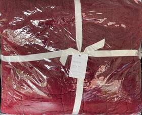 950547 Pottery Barn Cozy Cloud Ruby Red King/cal Quilt - New