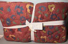 994564 Pottery Barn Mazie Suzani Floral Quilt Red Full Queen New