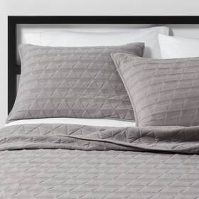 52899491 Project 62 Nate Berkus Gray Triangle Stitched Jersey Quilt King -
