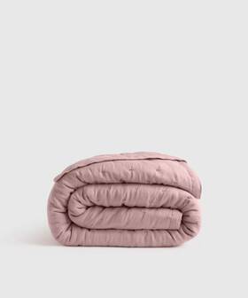 19885 Quince Nwt European Linen Dream Quilt Only Full Queen Dusty Mauve Msrp 159.90 19885 Quince Nwt European Linen Dream Quilt Only Full Queen Dusty Mauve Msrp 159.90