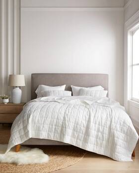 58279 Quince Nwt European Linen Box Quilt Only King Cal White Msrp 179.90