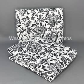 3817cs Rachel Zoe Set Of 2 Quilted Paisley Floral Standard Shams Ivory Charcoal Gray