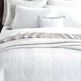 20149362 Ralph Lauren Oakfield Quilted Coverlet 100% Cotton Geometric White King 570