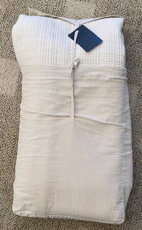 10155702 Restoration Hardware Coverlet Textured Washed Linen Full/queen Sand