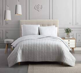 Riverbrook Home 679610829952 Exclusive Coverlet Collection Quilt Set Queen Moonstone - Light Gray 2 Pie