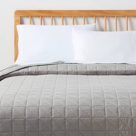 94177724 Room Essentials Full/queen Microfiber Quilt Gray -