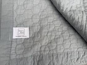 85782 Sherry Kline Rn#85782 Queen 3-piece Quilt Set Gray Geometric Quilted Cotton