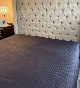 L5690303 Signoria Firenze Di Siena King Channel Quilted Coverlet Navy Blue