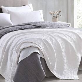 Sterling Creek 840079137678 Dawson Star Muslin Cotton Blanket Three Layers Queen White