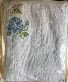 Strouds 044148123108 Vintage Blue Rose Embroidered White Matelasse Full/queen Coverlet Bedspread New