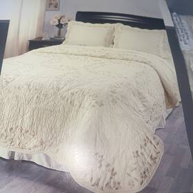 Sunham 734737094673 Premiere Collection Legacy Ivory Quilt And Sham Set King