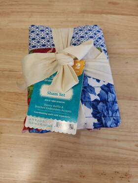 The Pioneer Woman 041808963500 Heritage Floral 2-piece Quilt Sham Set Standard Blue Nwt