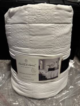 Threshold 191908534923 New 100% Cotton Double Cloth Stitch Quilt Off White Full/queen