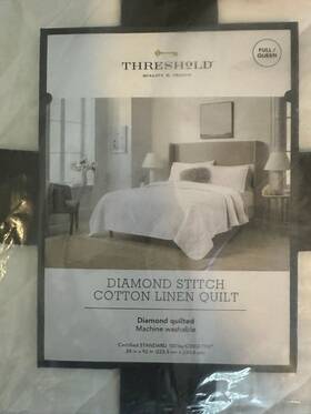 83244953 Threshold - Diamond Stitch Cotton Linen Quilt White Full / Queen Size