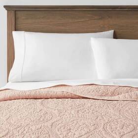 83890643 Threshold 1-piece Microfiber Quilt Paisley Garment Washed Oeko-tex Blush King