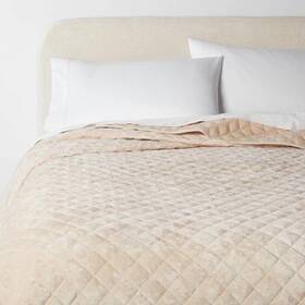 87605908 Threshold Full/queen Luxe Diamond Stitch Velvet Quilt Khaki -