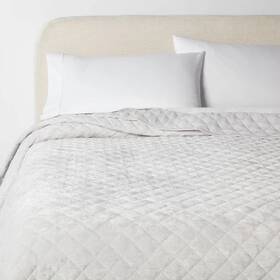 87605921 Threshold Full/queen Luxe Diamond Stitch Velvet Quilt Light Gray -