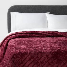 88665972 Threshold King Luxe Diamond Stitch Velvet Quilt Berry Red - Oeko-tex Certified