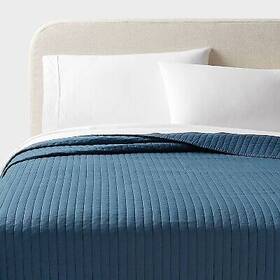 89211214 Threshold King Washed Cotton Sateen Quilt Indigo - Oeko-tex Certified Machine