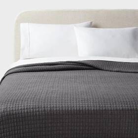 89255938 Threshold Quilt Jersey Knitted Square Quilted Heavyweight Dark Gray King
